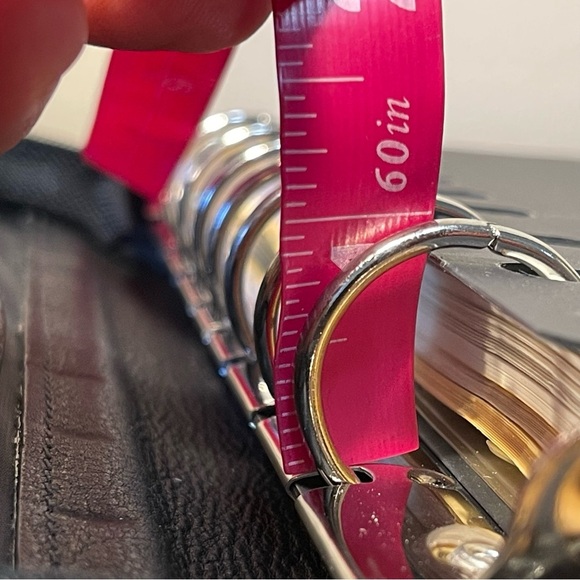 Day Timer Leather Binder crafted in Canada - Picture 16 of 16